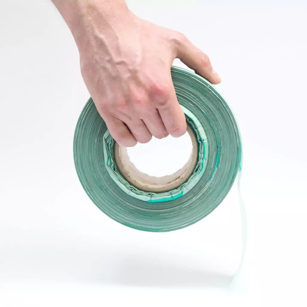 NaKu Absperrband aus Biokunststoff. Zu 100% biologisch abbaubar. NaKu Absperrband aus Biokunststoff. Zu 100% biologisch abbaubar.